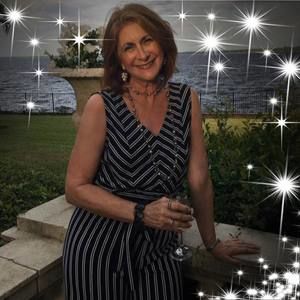 Meet your Posher, Debra